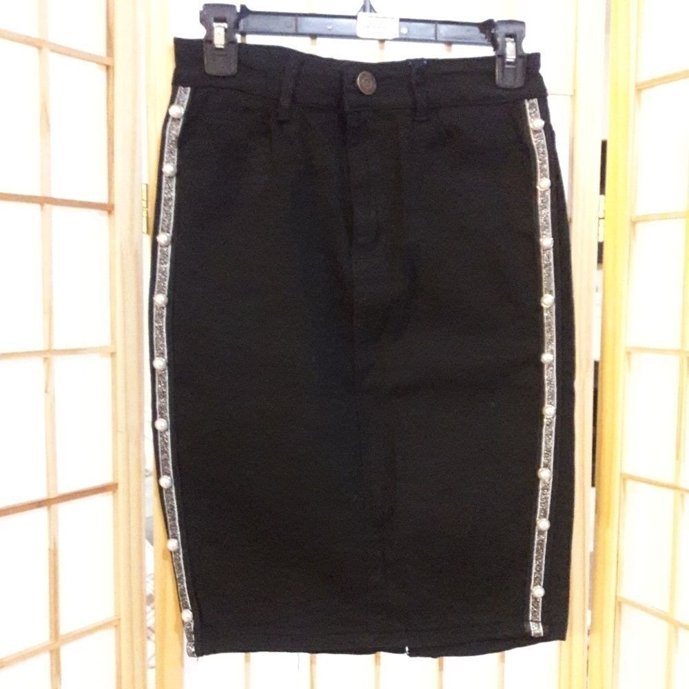 NWT Chocolate A Line Black Midi Skirt Sz M